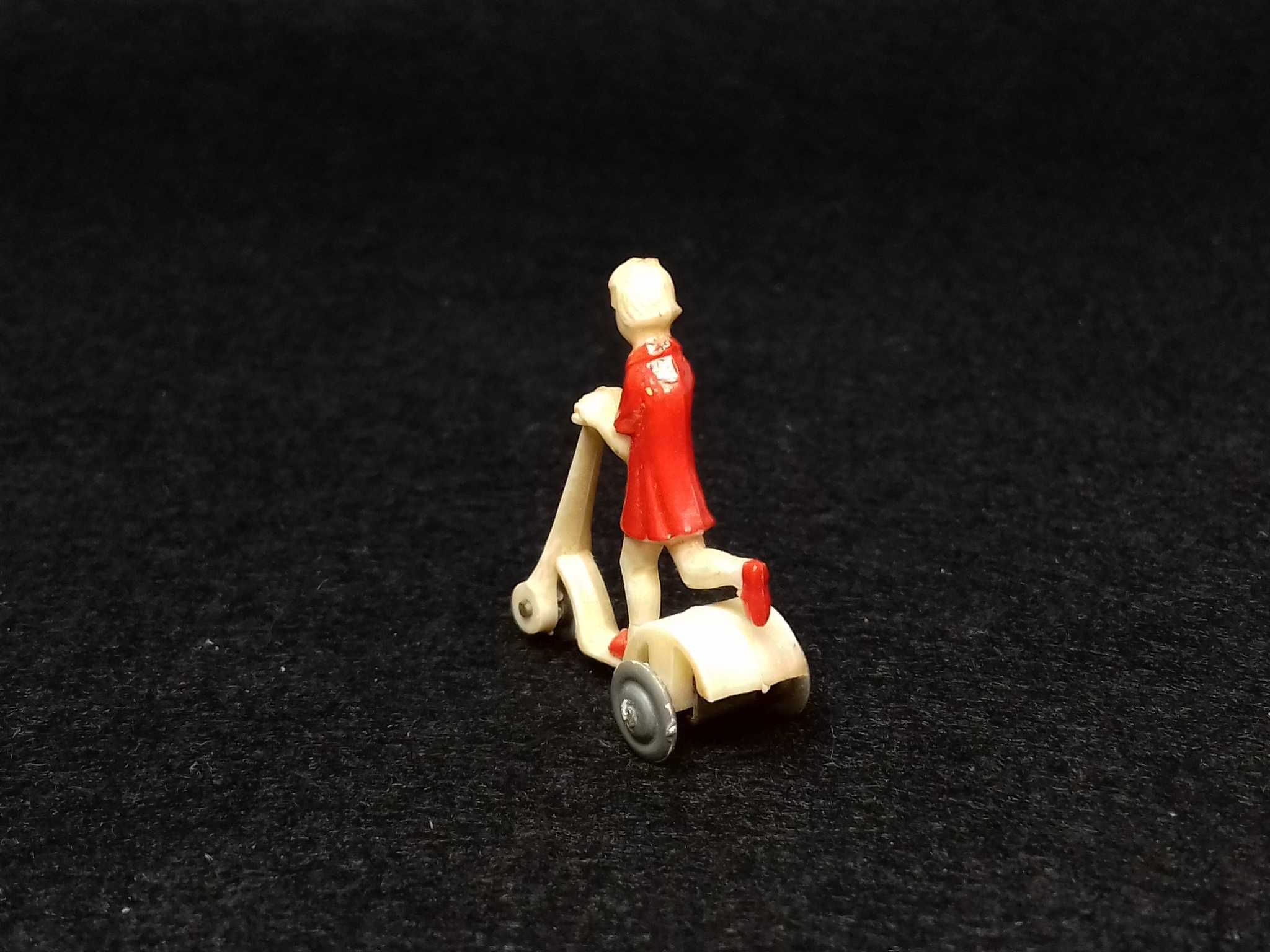 Siku Germany - Girl on roller - 1950`s