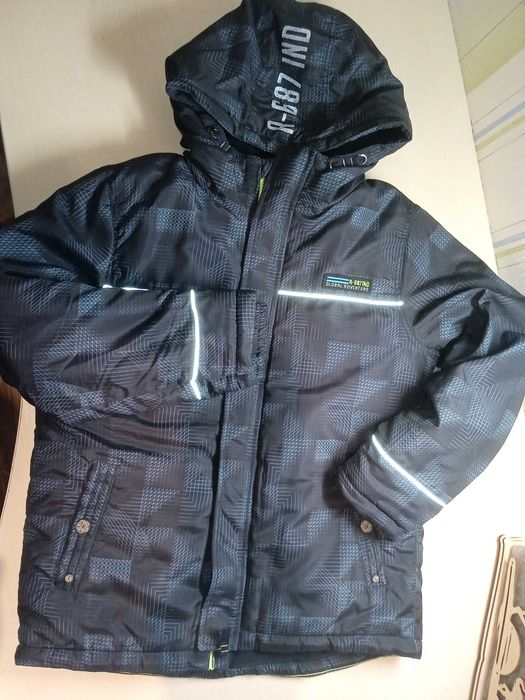 Зима. Куртка Topolino 164 размер черная