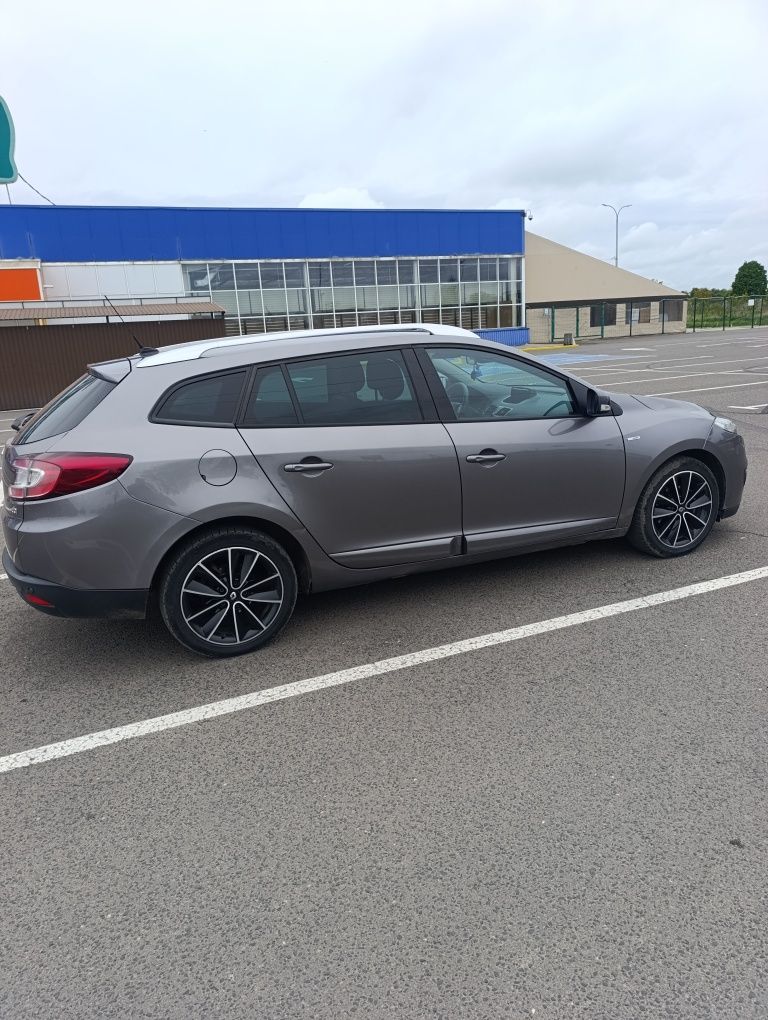 Продам  Renault Megane 3 1.5 dCi
