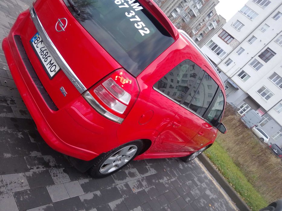 Машина Опель зефіра б