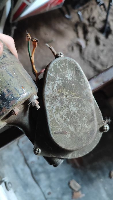 Мотор стеклоочистителя газ 52-53