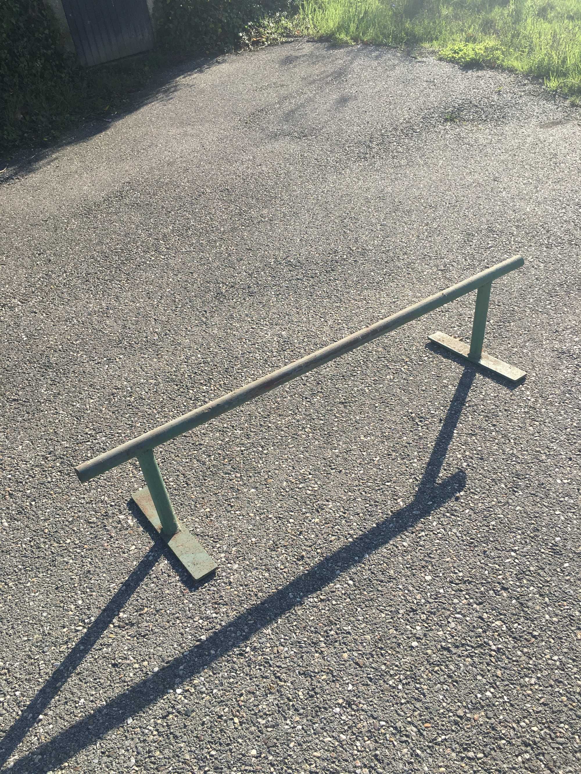 Rail para manobras de Skateboard e Bmx (grind)