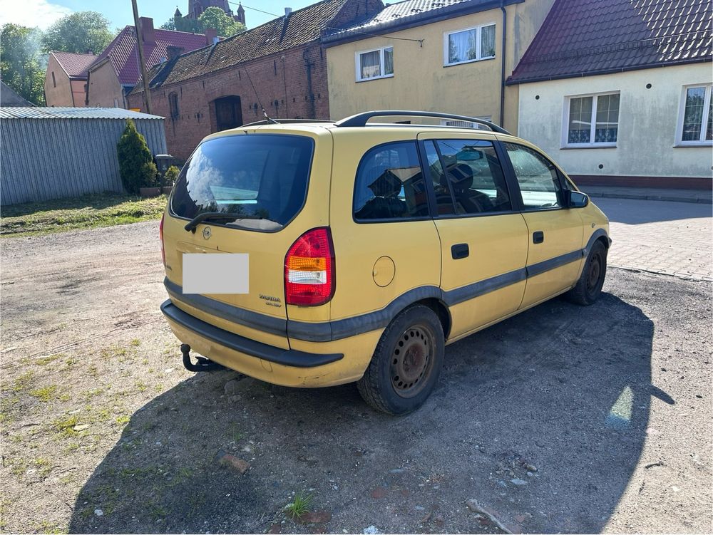 Opel zafira 2.0 tdi 7 os. webasto kamera cofania