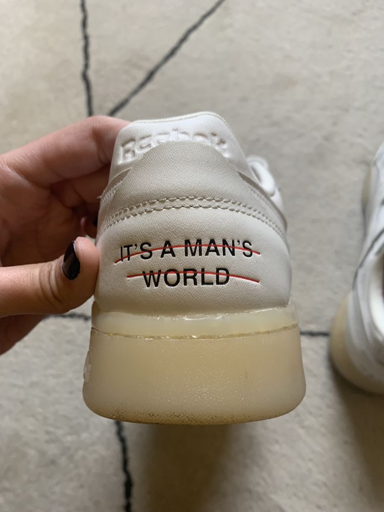 Ténis Reebok ‘It’s a man’s world’ usados uma vez