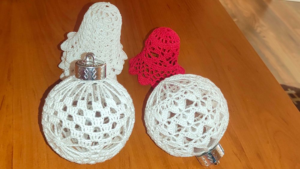 Ozdoby świąteczne na szydełku dzwonek