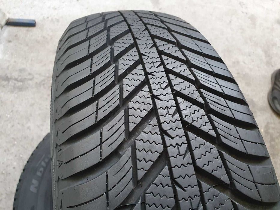 2x Nexen N'Blue 4Season   185/60r14  7mm