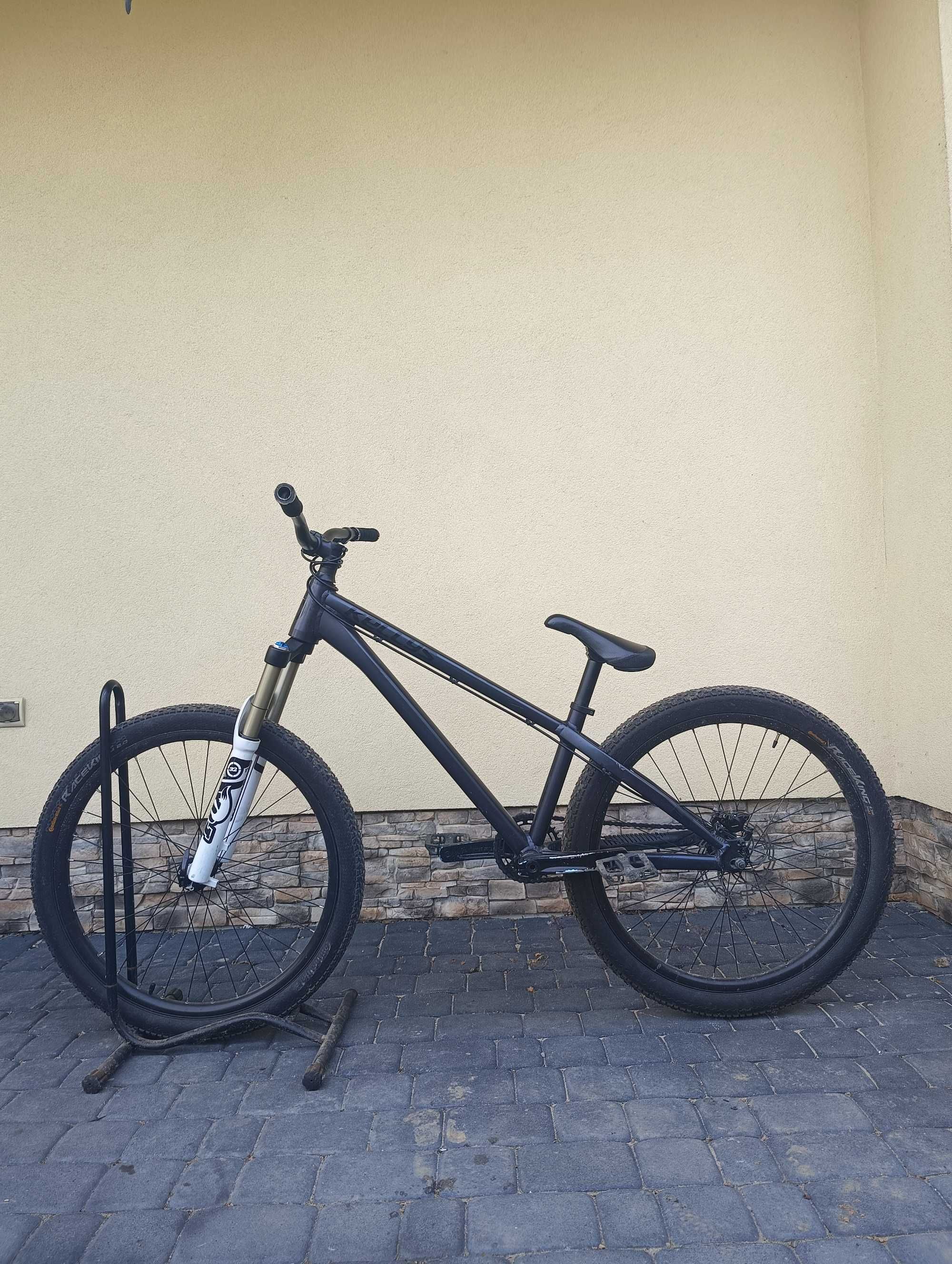 Rower Dirt Kellys Whip 30, Fox, Shimano, Dartmoor
