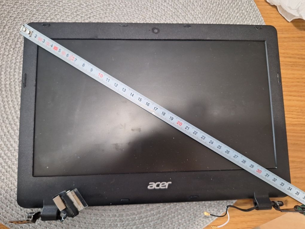 Matryca z ramką i zawiasami Acer Aspire ES1-111