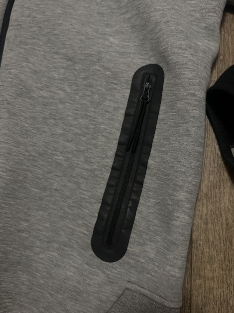 Nike tech fleece