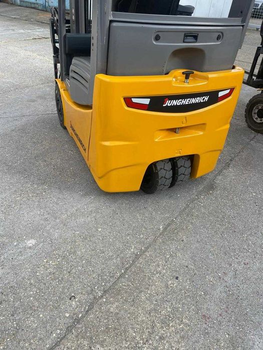 Навантажувач електричний jungheinrich efg 215, 2019