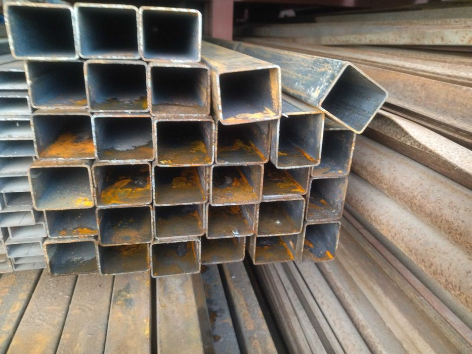 Profil stalowy kwadratowy kształtownik 70x50x2 gatunek 2