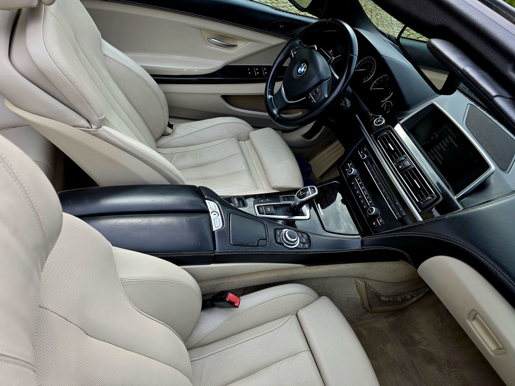 Zamiana BMW 640i AutomatBenzynkaCabrioKlimatronicSkoryHeadUpKameraAluf