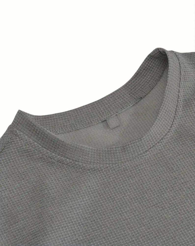 Костюм футболка та шорти розмір L-XL