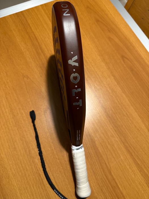 Raqueta de padel Volt 950 com capa