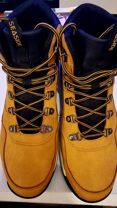 Botas de caminhada Camel  Tam "43"