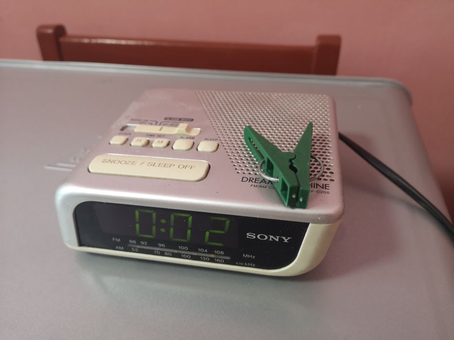 Радио часы будильник