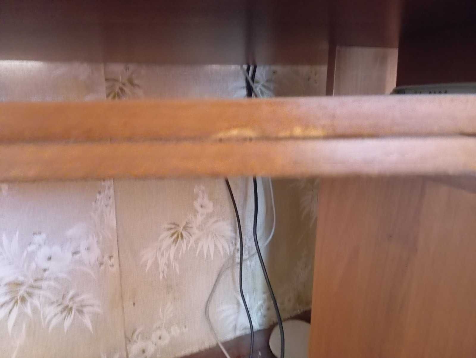 Угловой стол б.у.