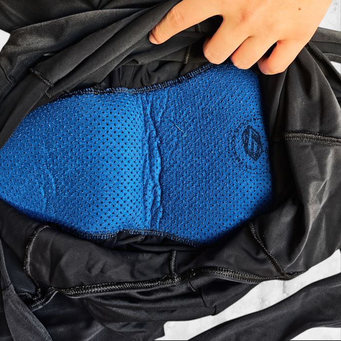 Kolarskie spodenki na szelkach bibs czarne z wkładką