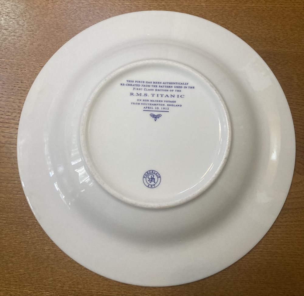 Par de pratos réplicas do serviço do RMS Titanic