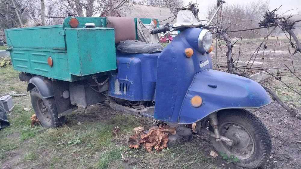 Вантажний моторолер "Муравей"