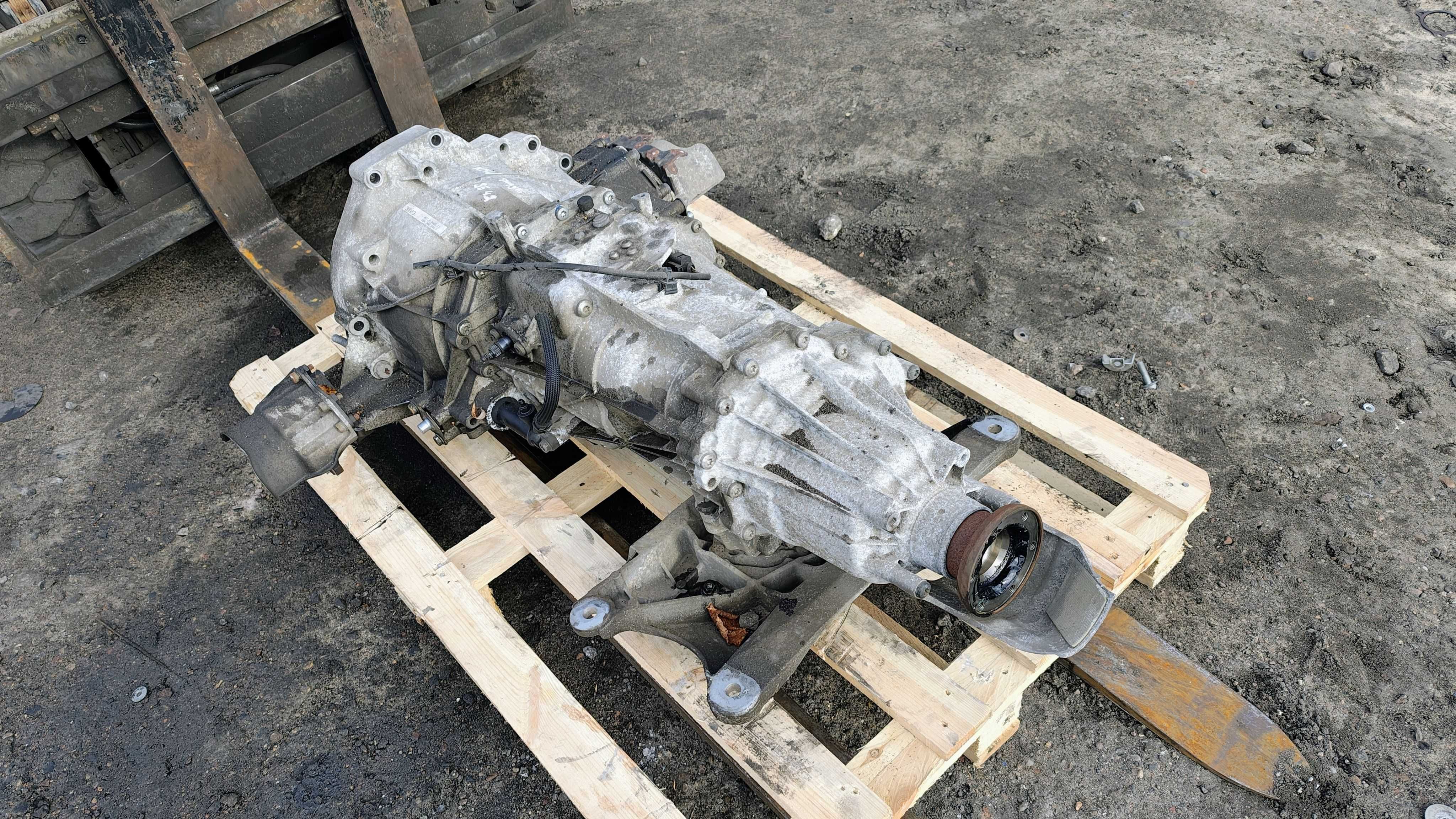 AUDI S5 8T 4.2 Skrzynia Manual KMV QUATTRO