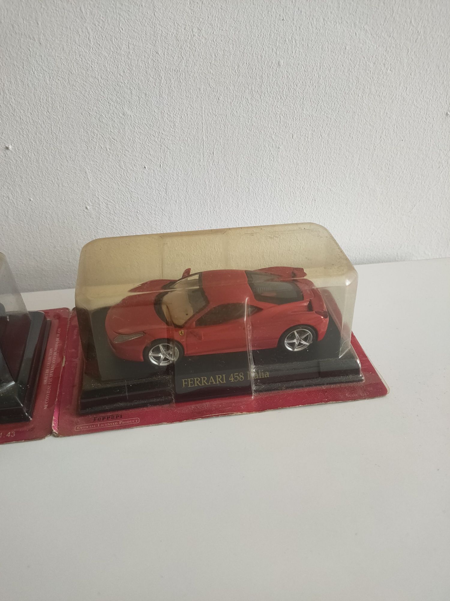 Kolekcja metalowych modeli Ferrari w skali 1:43