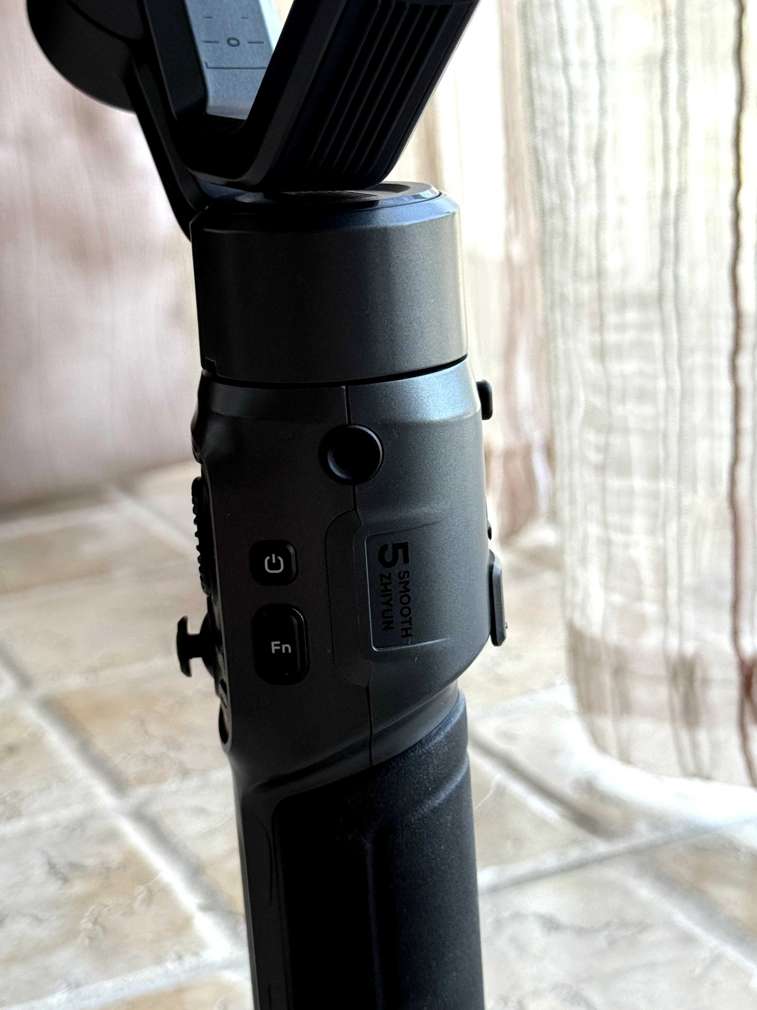 Gimbal Zhiyun Smooth 5