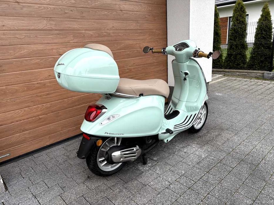 Piekna Vespa Primavera 50 ++ Skuter zarezerwowany