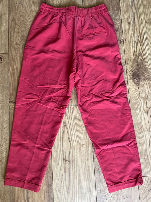 Czerwone malinowe spodnie kobiece