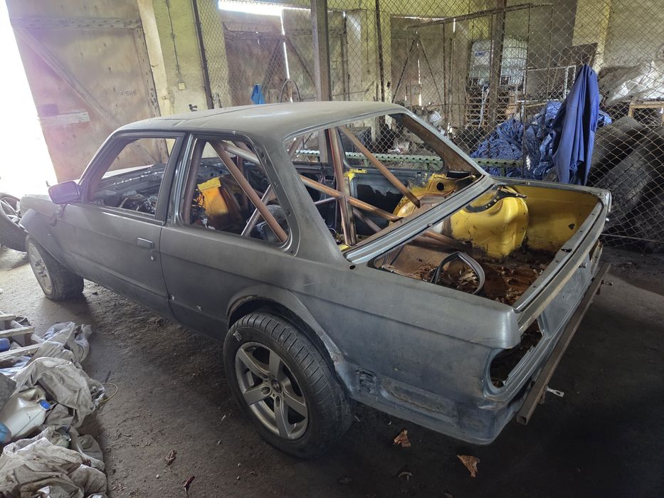 Bmw e30 coupe drift klatka tylny wózek e39