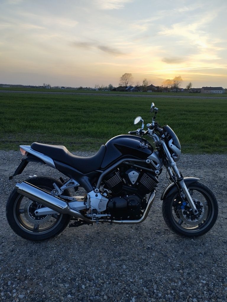Yamaha bt 1100 Buldog