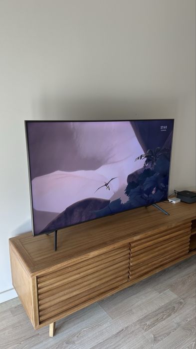 Samsung Crystal UHD Smart TV