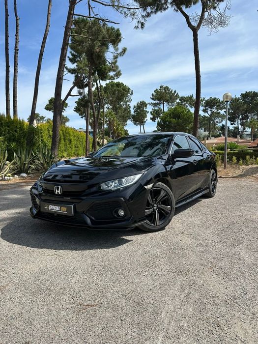 Honda Civic 1.0 i-VTEC Elegance