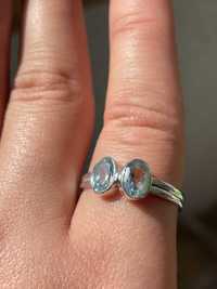 Серебряное кольцо 925 пробы с голубым топазом Размер 20