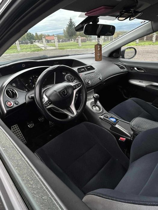 Honda Civic Ufo VIII 1.8 VTEC LPG serwisowana faktury opłaty do 2026