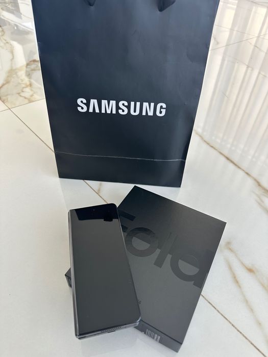 Samsung Galaxy Z Fold 4