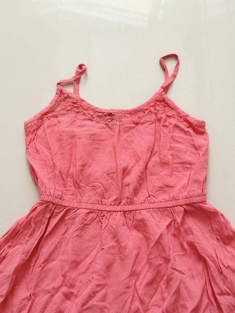 Sukienka H&M różowa na ramiączkach rozmiar M rozkloszowana
