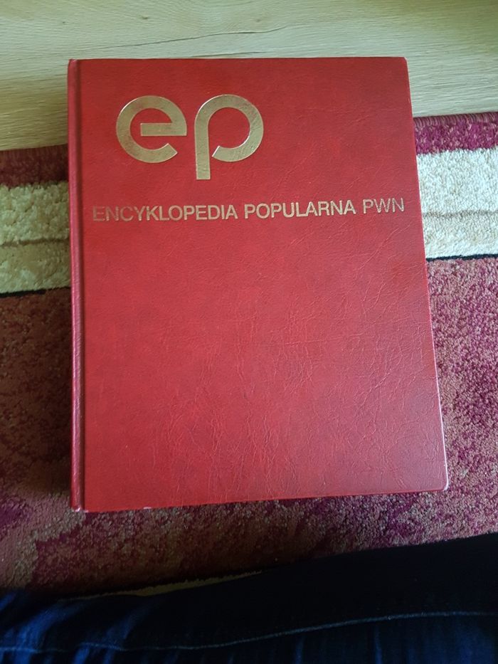 Encyklopedia Popularna PWN rok 1996 , 1023 stron TYLKO ODBIÓR OSOBISTY