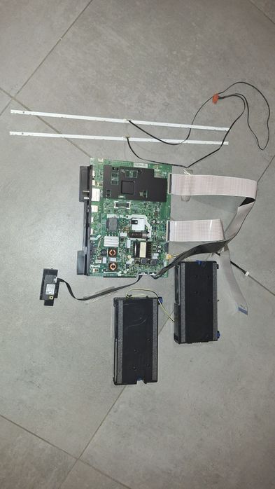 Płyta główna Samsung 50nu7092 plus ledy