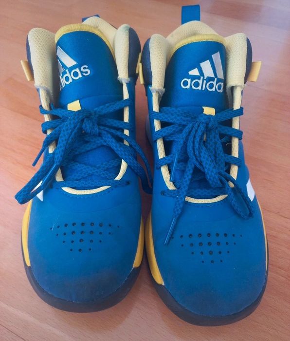 Ténis Adidas N.36,5