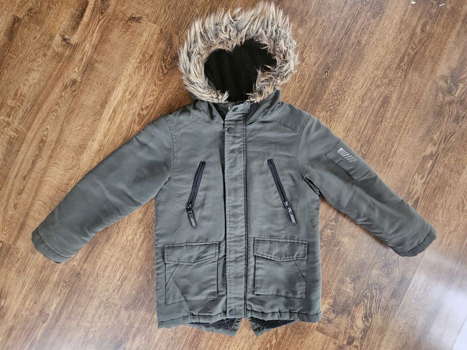 Kurtka ocieplana na chlopca 8-9 lat Primark