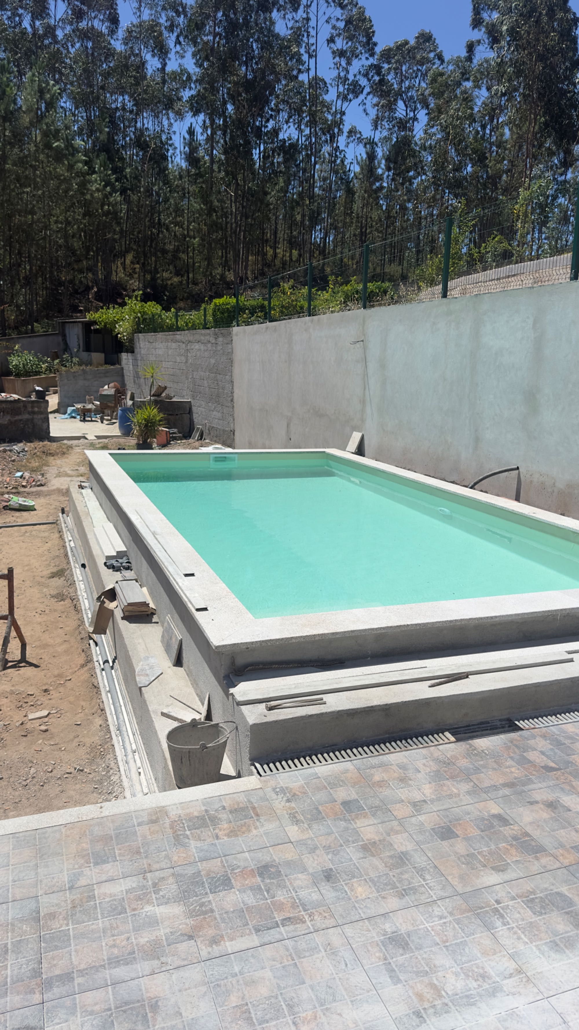 Instalação de tela armada piscinas