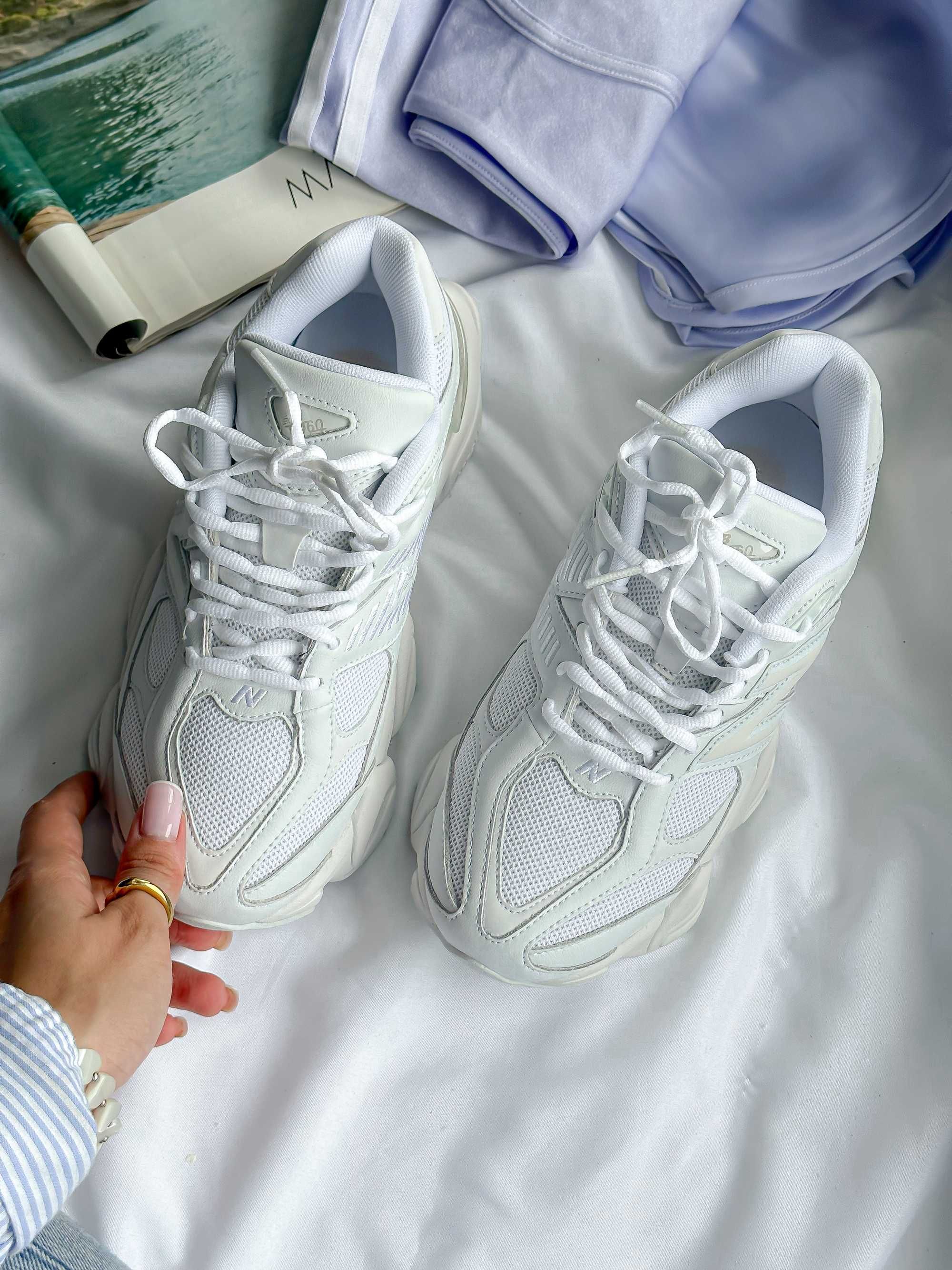Жіночі кросівки New Balance 9060 Full White N4100