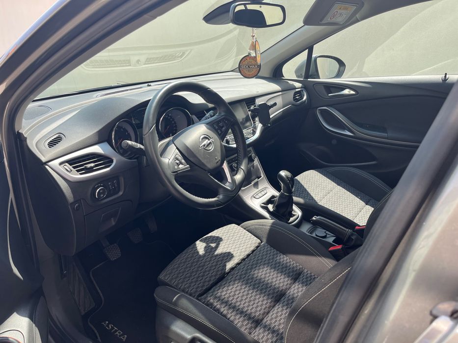 Opel Astra 105cv