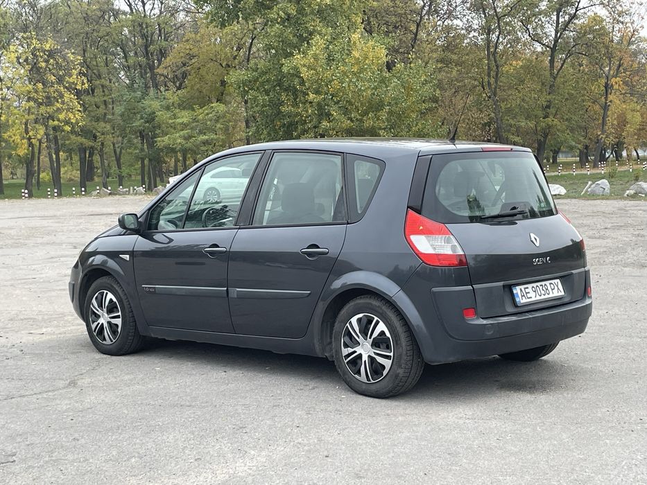 Renault Scenic 2005 г. Газ/бензин