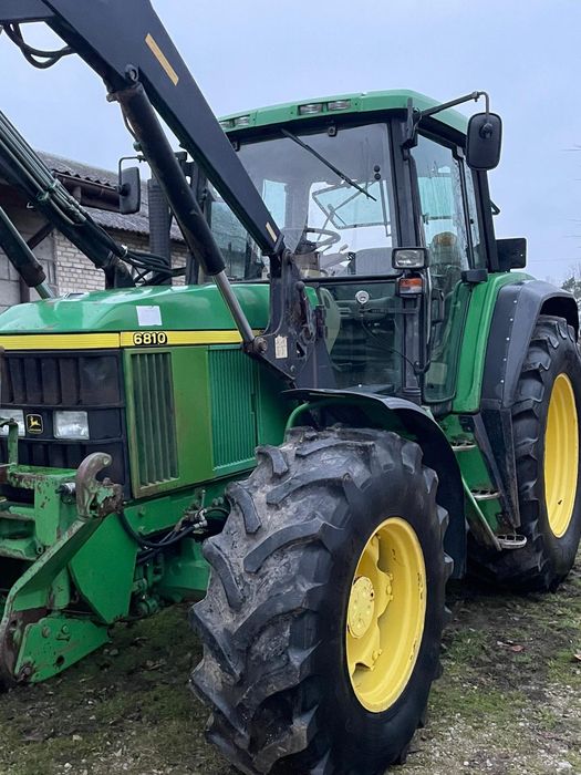 Johan Deere 6810