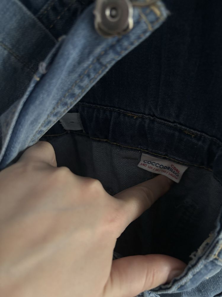 Trzy jeansowe sukienki 140
