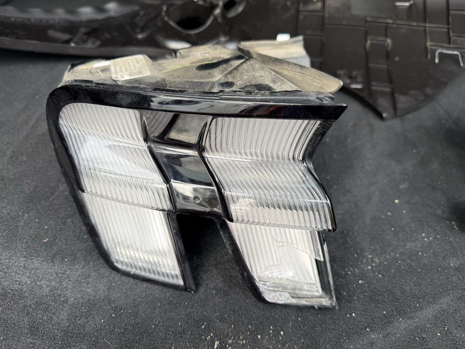 Продам стопи оригінал Форд мустанг Мач Є