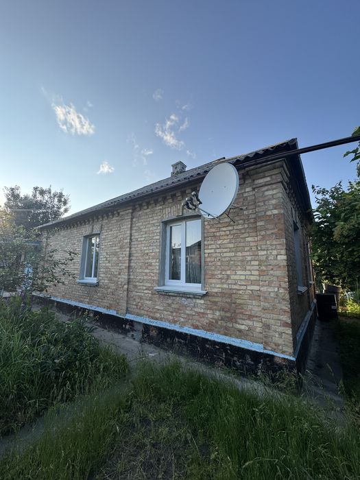 Продаємо  будинок в мальовничому селі Стайки