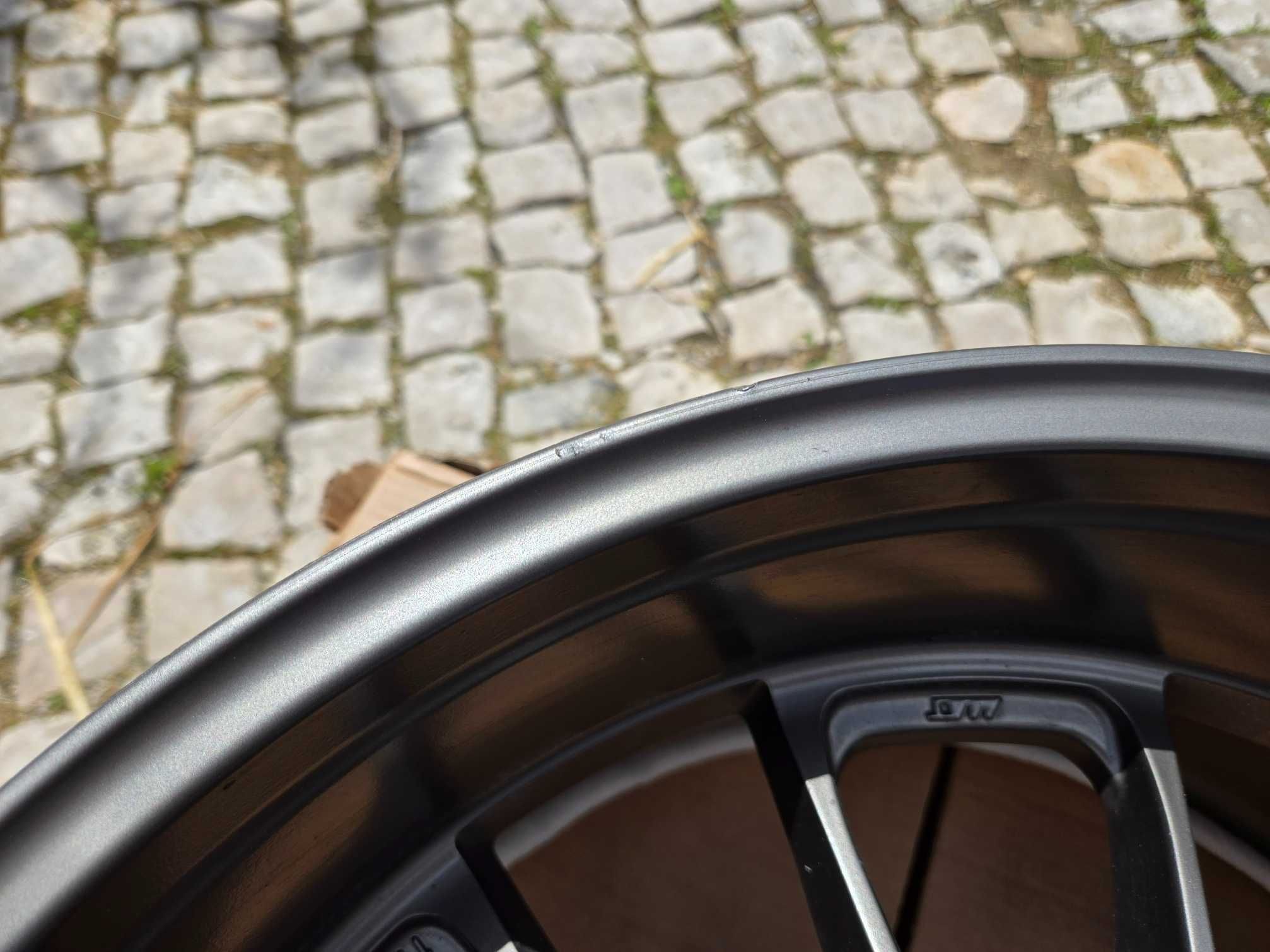 Ducati XDiavel Rodas Dianteira e Traseira